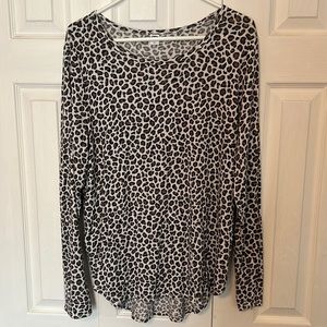OLDNAVY sweater. Size: XL